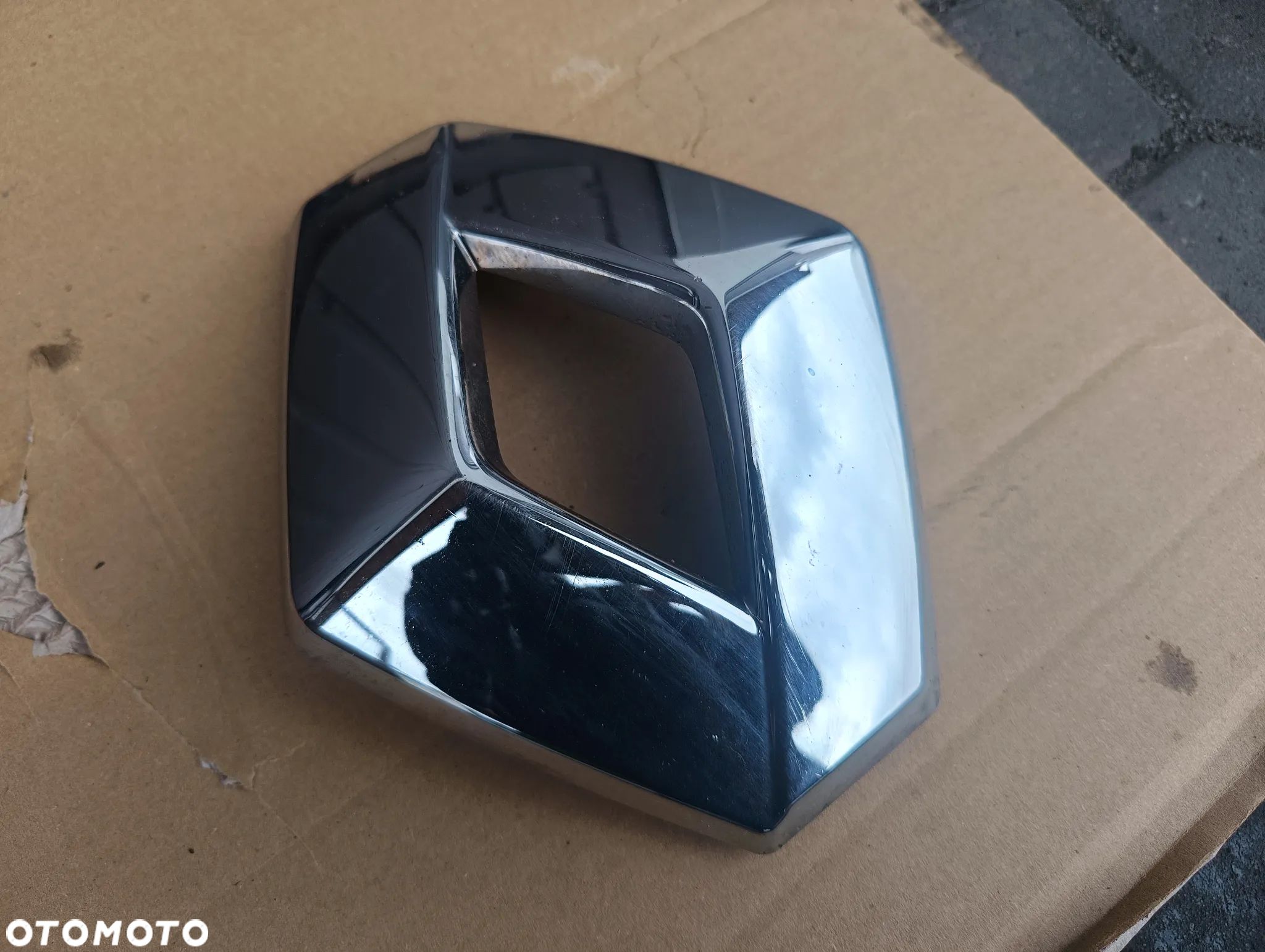 RENAULT TALISMAN MEGANE IV KADJAR EMBLEMAT ZNACZEK LOGO 628909814R - 1