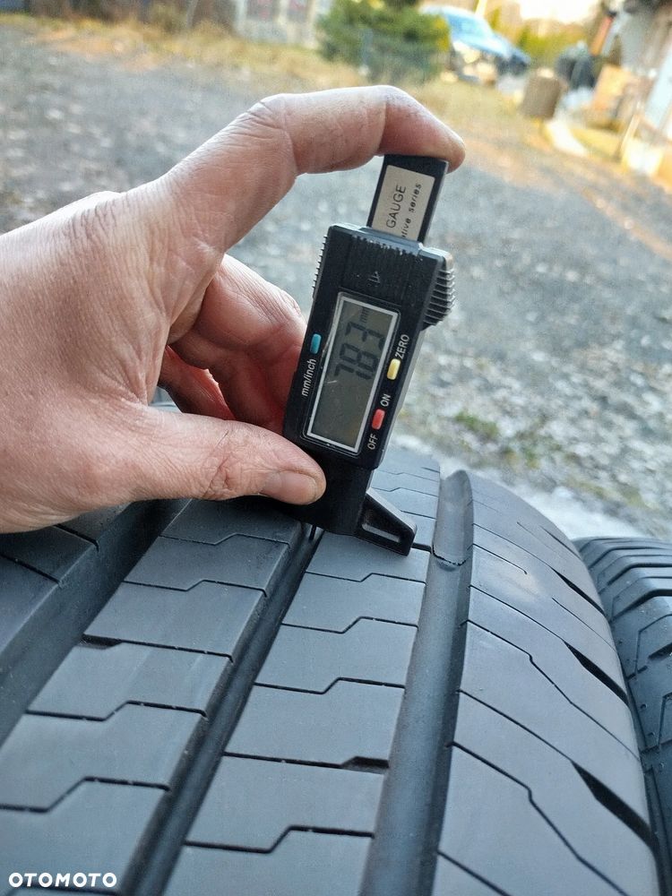 235/60R17C 117R Continental Vancontact Eco  4x95% bieznika - 9