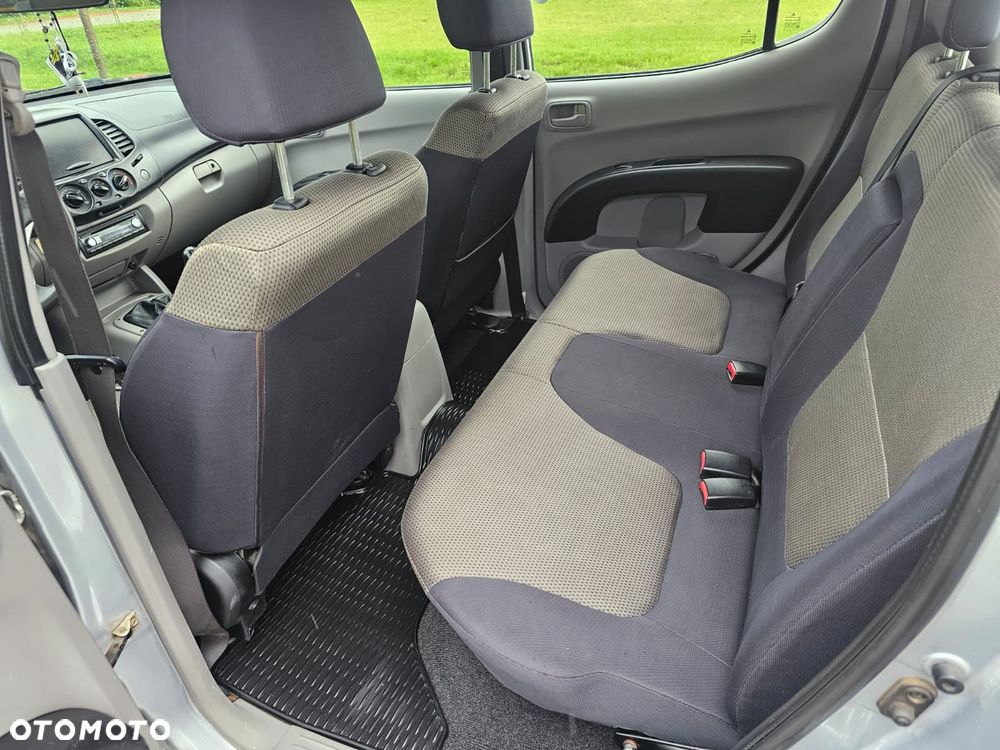 Mitsubishi L200 2.5 DID Invite - 14