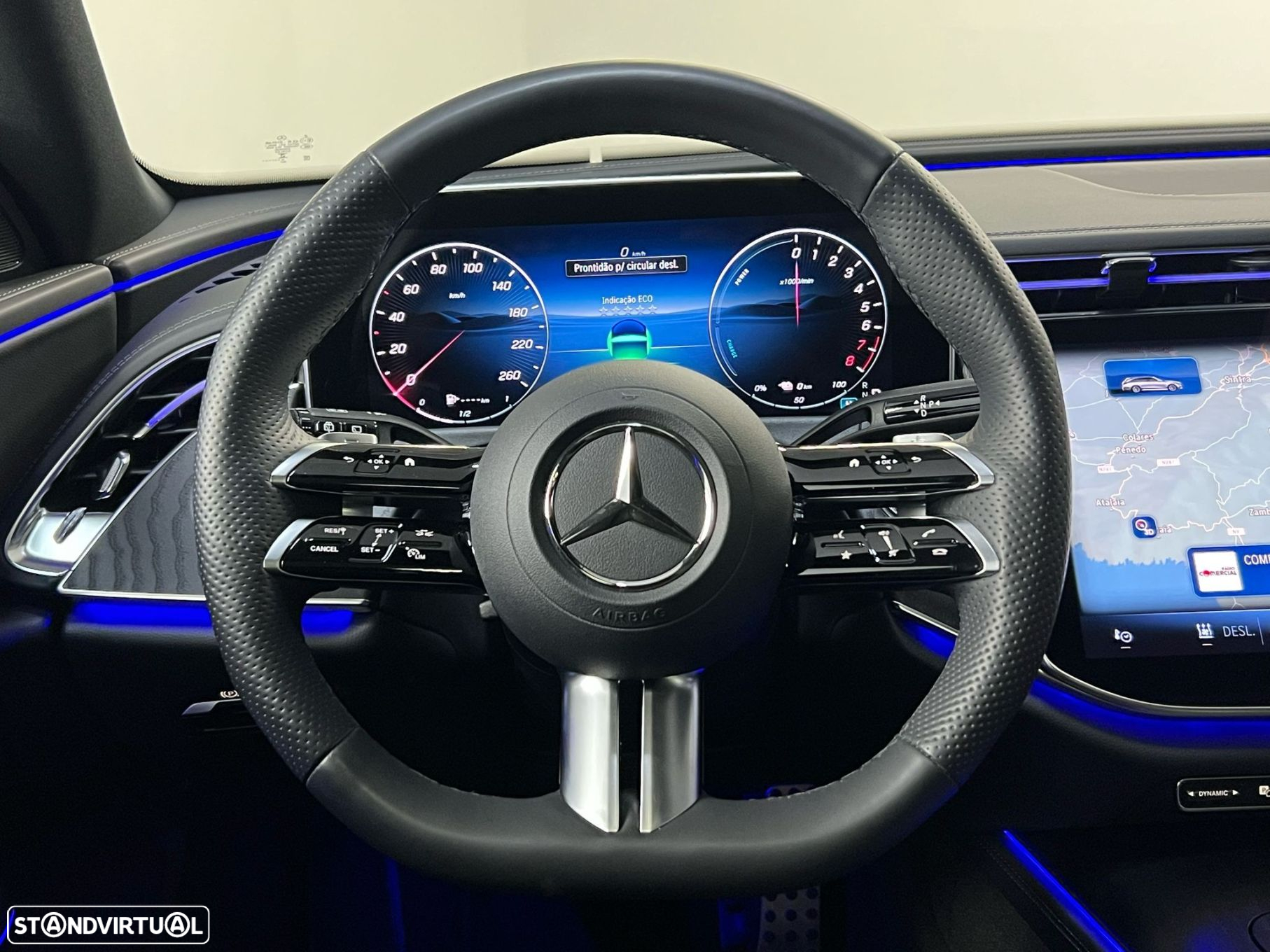 Mercedes-Benz E 300 e AMG Line - 10