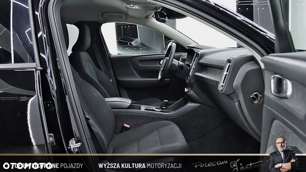 Volvo XC 40 T3 Momentum - 14
