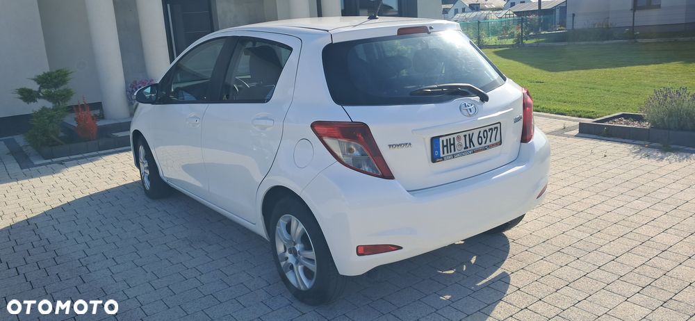 Toyota Yaris 1.33 Selection Platinum - 10