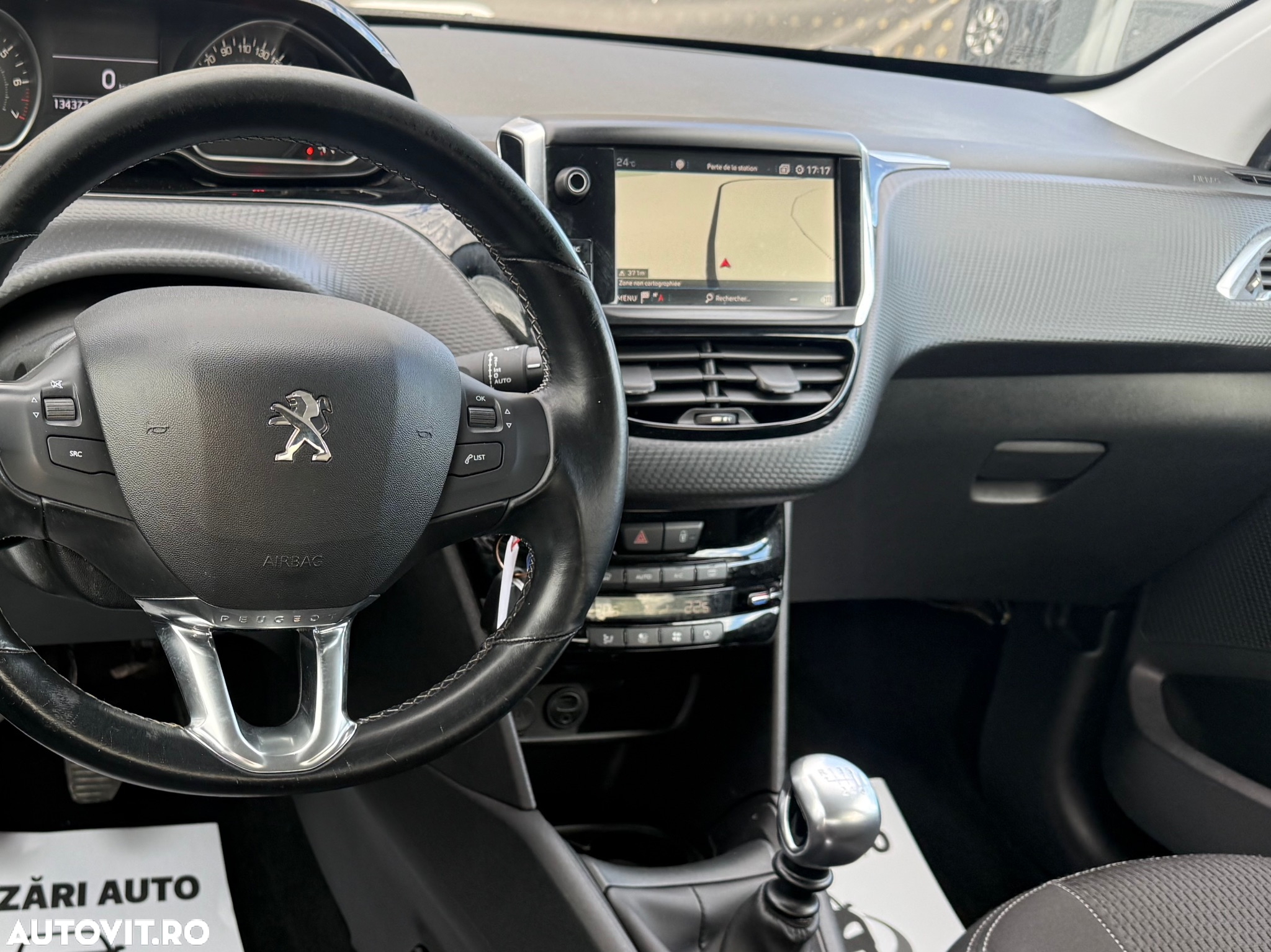 Peugeot 208 PureTech 110 Stop & Start Tech Edition - 22