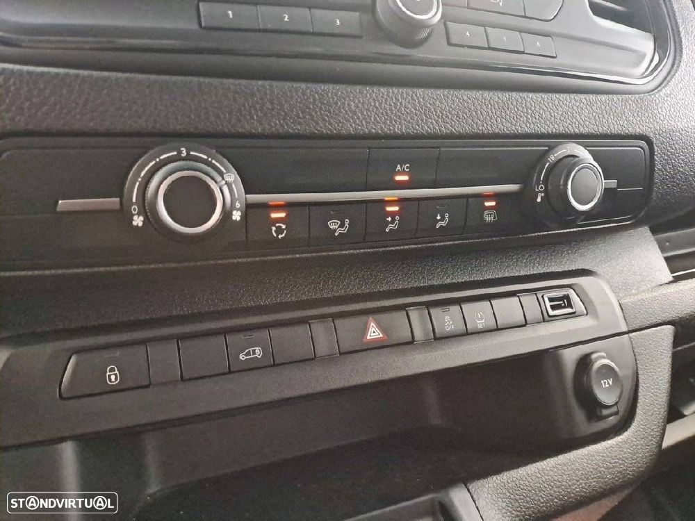 Opel e-Vivaro Electric 3 L2 100 kw+50 kWh Cargo - 19