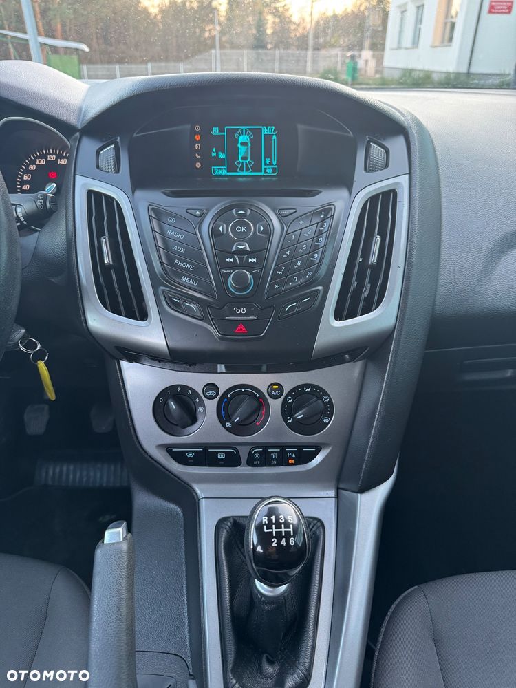 Ford Focus 1.6 TDCi DPF Titanium - 27