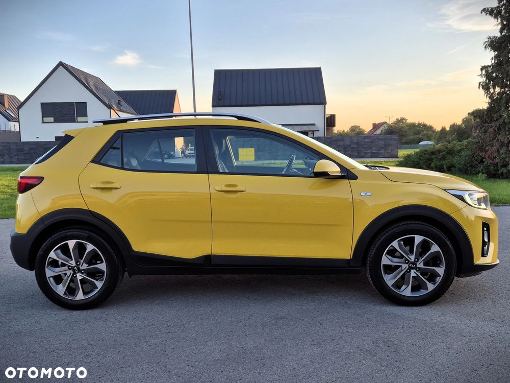 Kia Stonic 1.4 L - 6