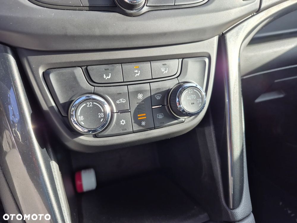 Opel Zafira 1.6 T Plus S&S - 13