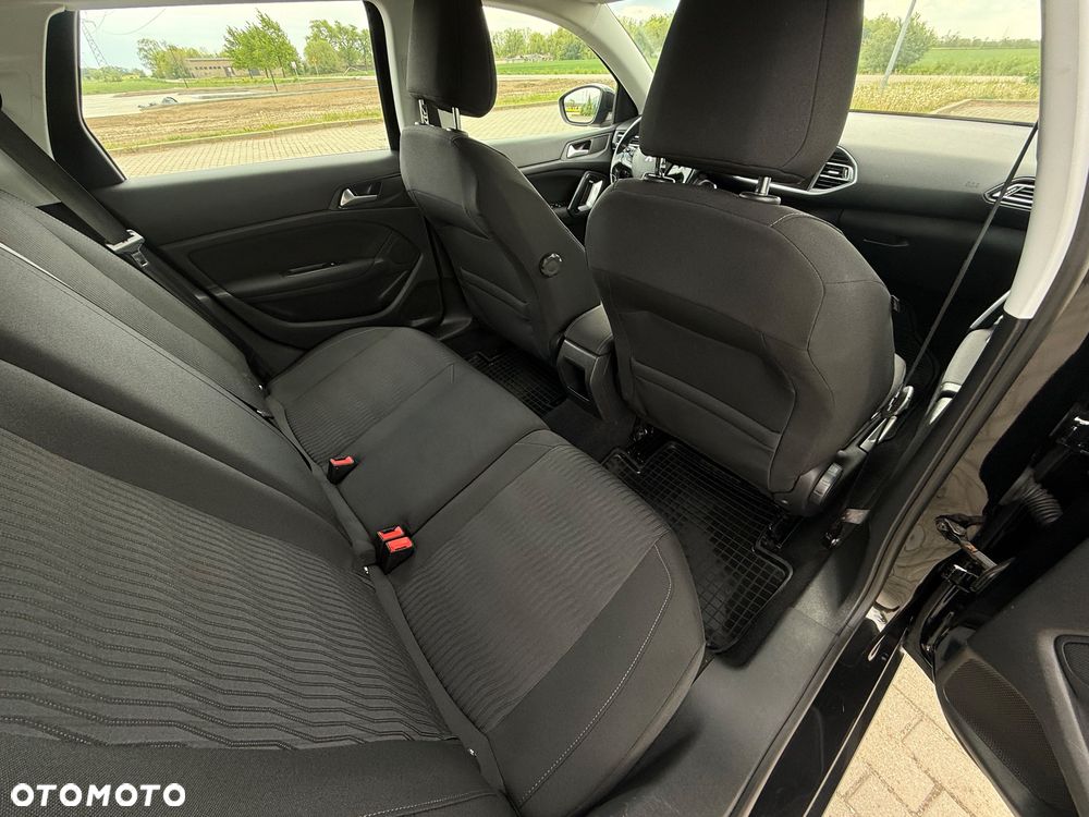 Peugeot 308 BlueHDi 120 Stop & Start Business-Line - 15