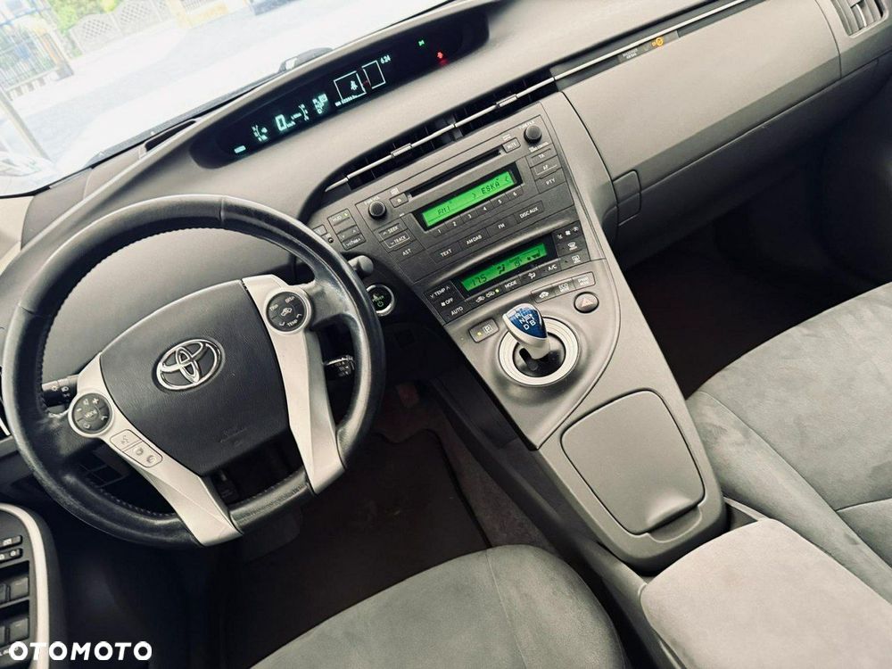 Toyota Prius - 26