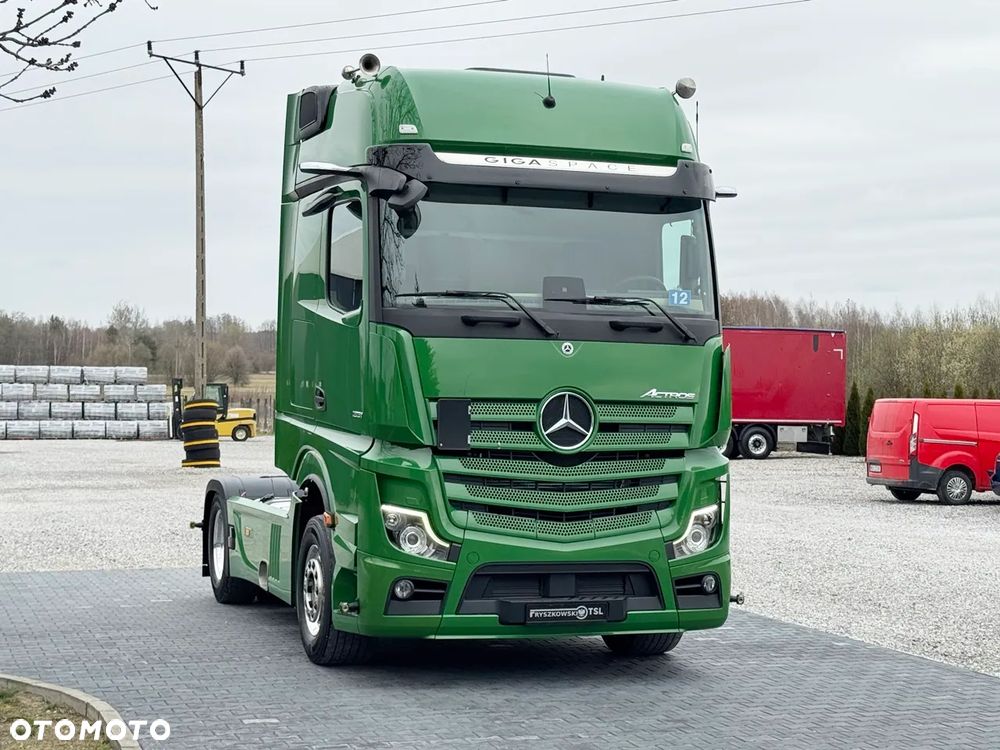 Mercedes-Benz ACTROS 1851 GIGA SPACE / ACC /SALONKA / NAVIGACJA / DWA ŁÓŻKA - 5