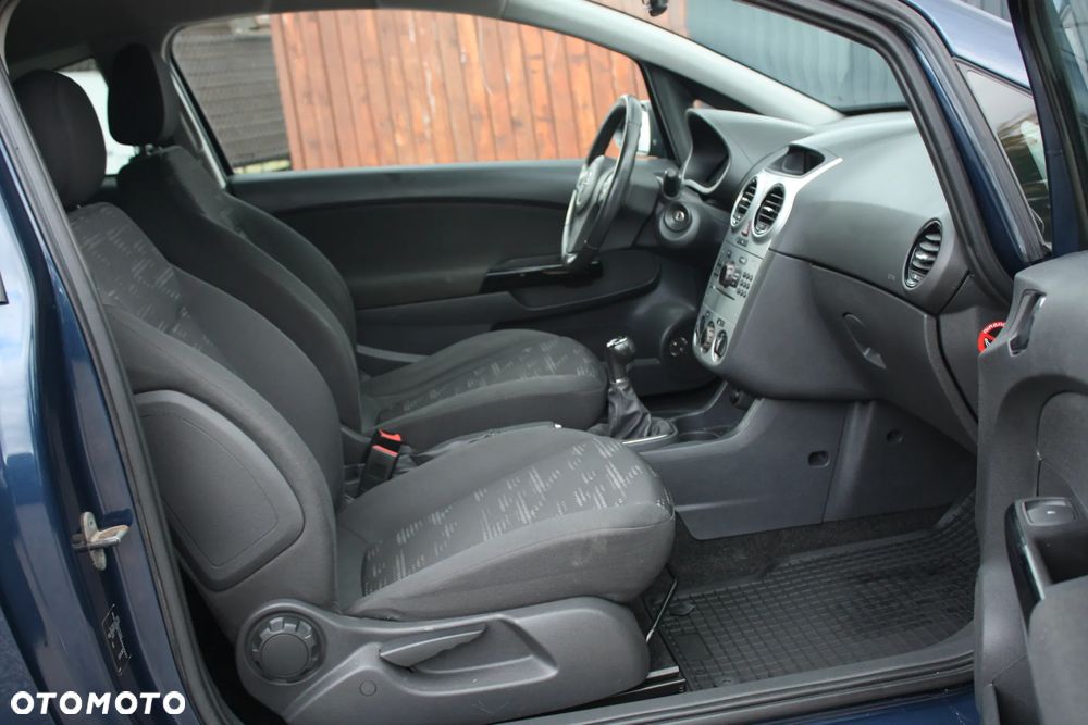 Opel Corsa 1.2 16V Graphite - 28