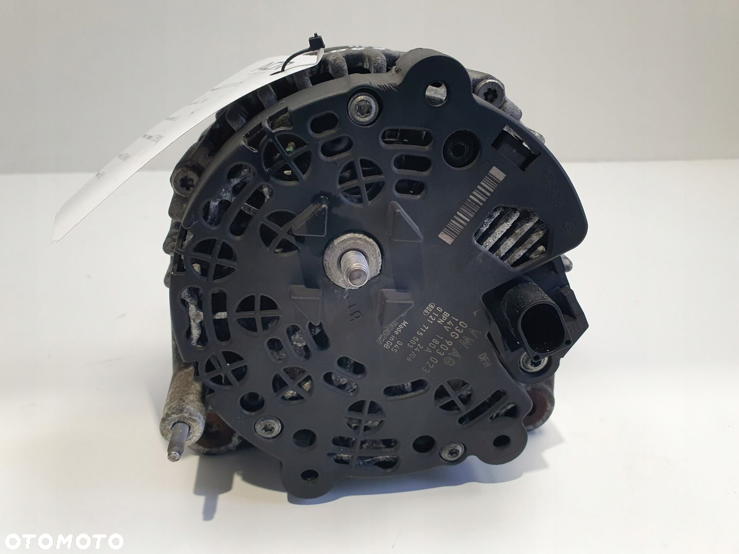 VW Eos 2.0 TDI ALTERNATOR bosch 03G903023 180A - 4