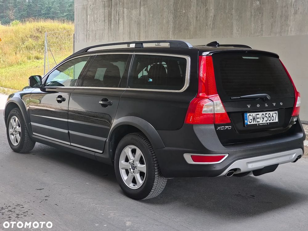 Volvo XC 70 - 3