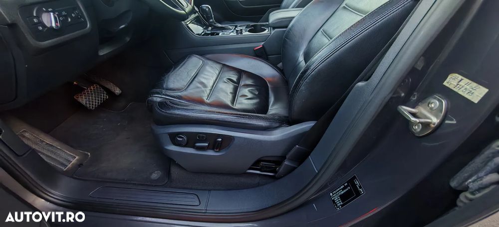 Volkswagen Touareg - 17