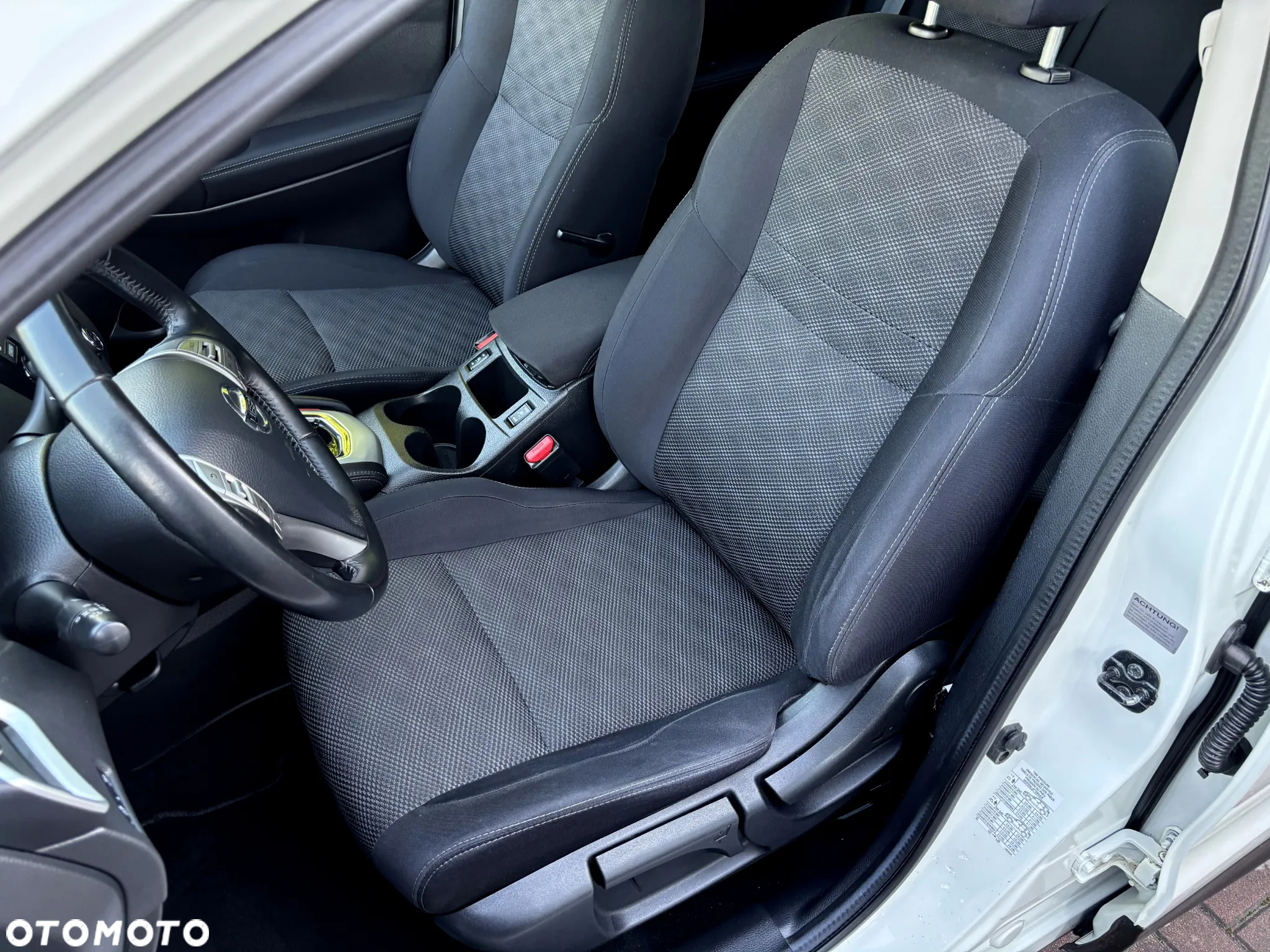 Nissan Qashqai 1.6 dCi Xtronic ACENTA - 12
