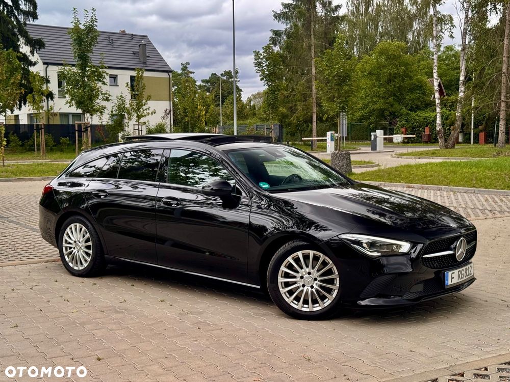 Mercedes-Benz CLA 220 d AMG Line 8G-DCT - 24