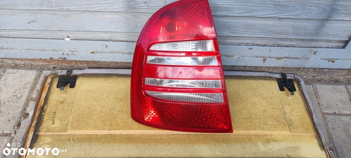 Lampa Tył Lewa Skoda SuperB 1.9 Manual 2004 Części Blask Gołdap - 1