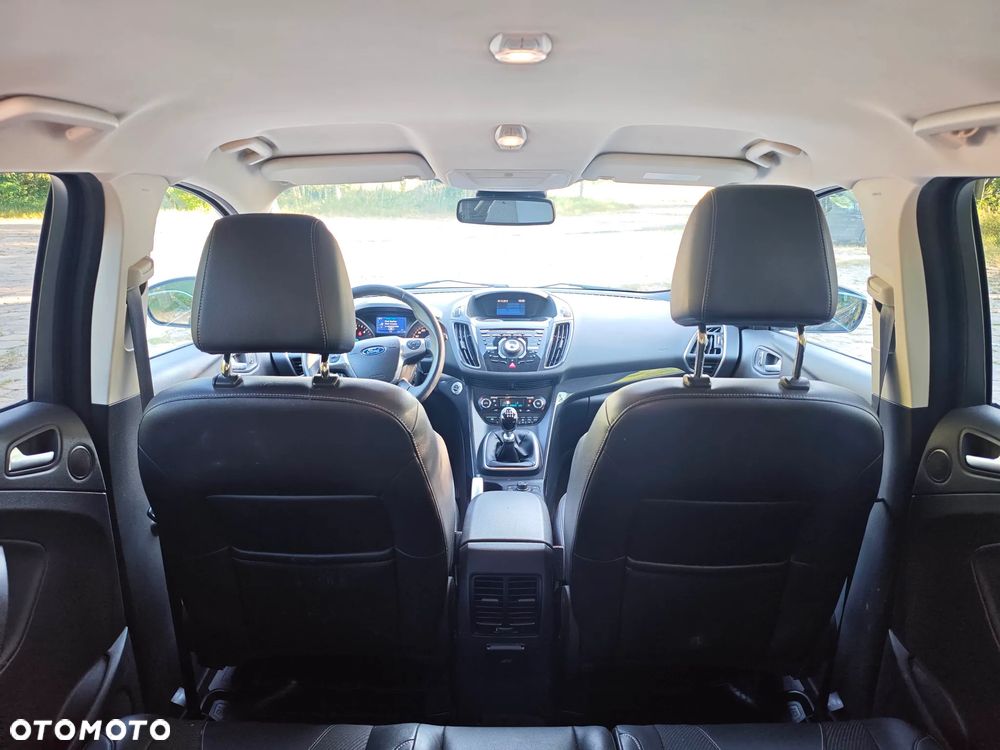 Ford Kuga 2.0 TDCi 4x4 Titanium - 19