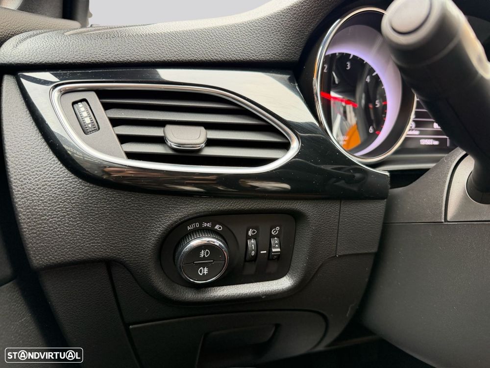 Opel Astra Sports Tourer - 17