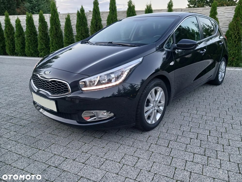 Kia Ceed 1.6 GDI Platinum Edition - 4