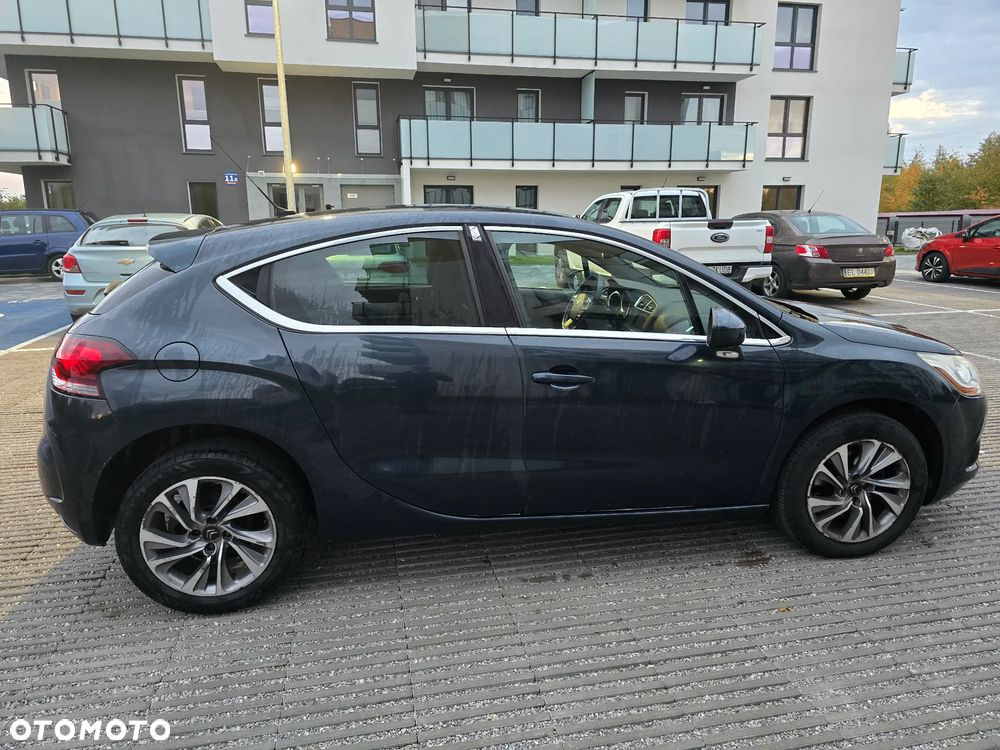Citroen Ds4 2012 photo 3