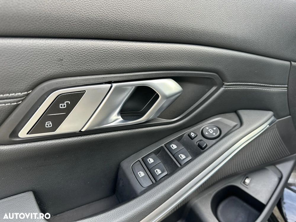 BMW Seria 3 320e Aut. - 14