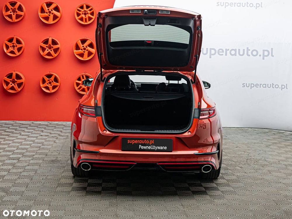 Kia ProCeed 1.6 T-GDI GT DCT - 27