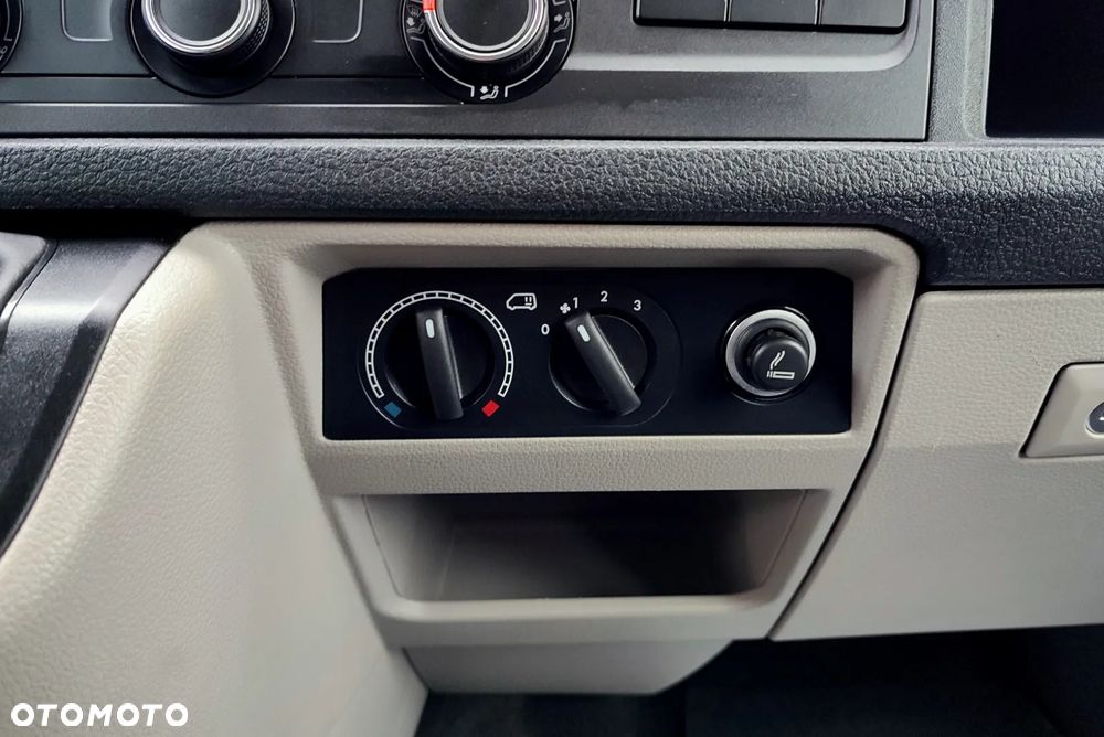 Volkswagen T6 DOKA SKRZYNIOWY - 17