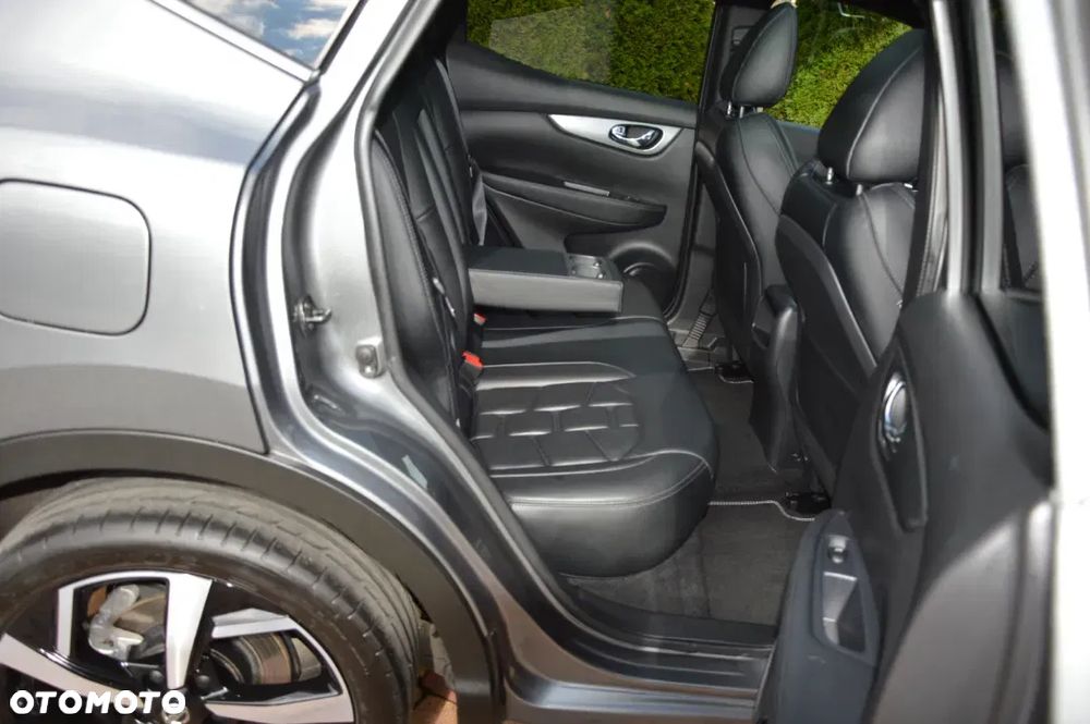 Nissan Qashqai 1.3 DIG-T DCT TEKNA+ - 28