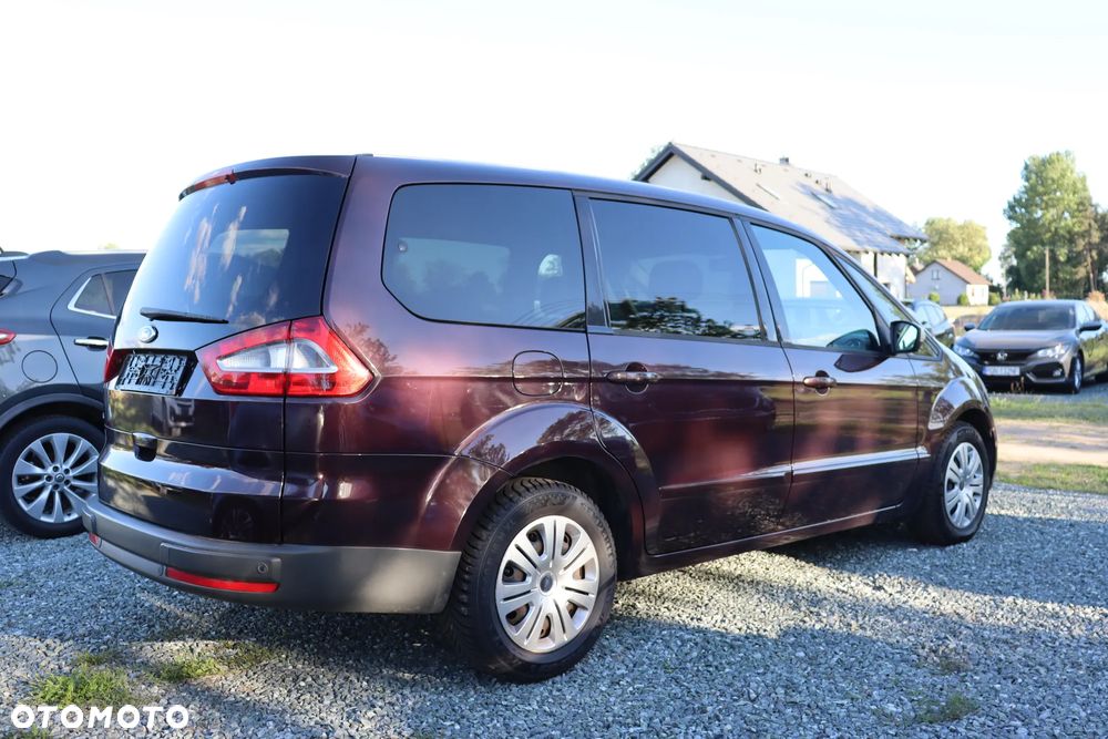 Ford Galaxy - 4