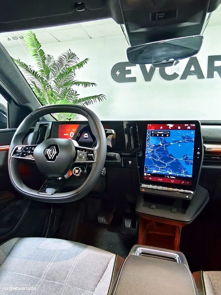 Renault Scénic E-Tech 220 Long Range Techno - 22