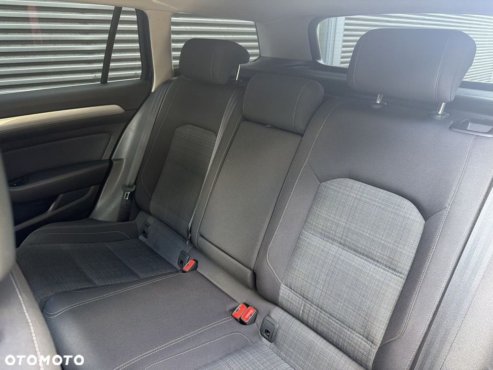 Volkswagen Passat Variant 1.5 TSI EVO Business DSG - 17