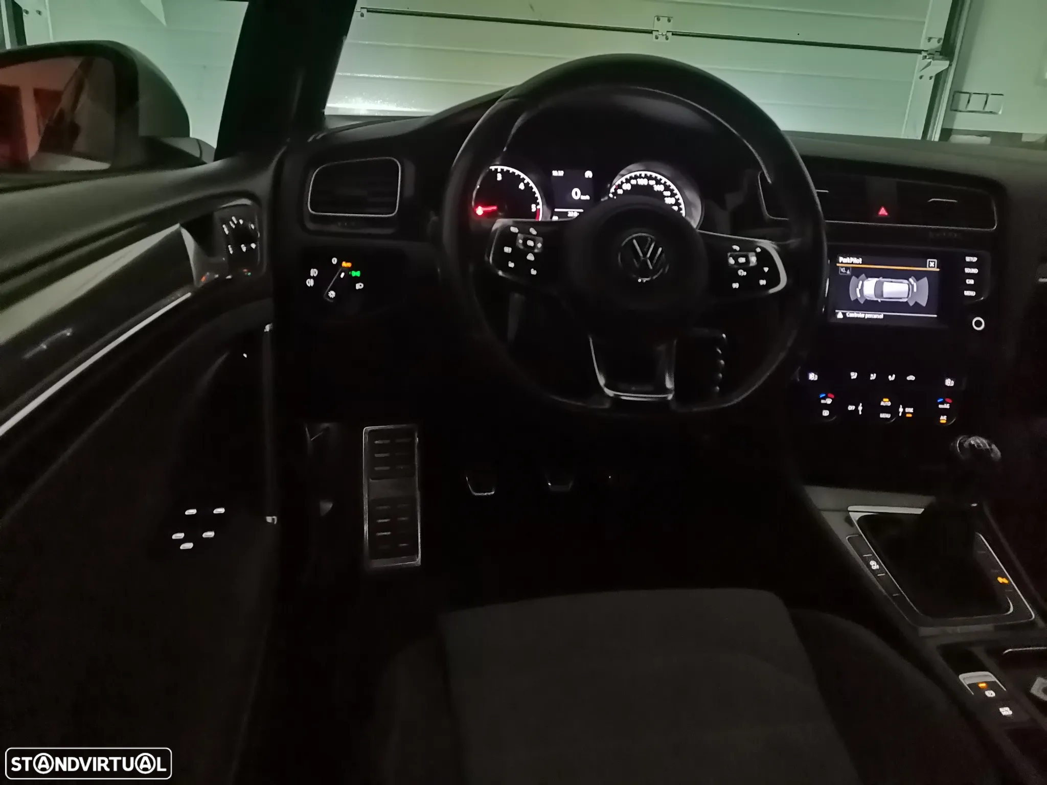 VW Golf 1.6 TDi Confortline - 20