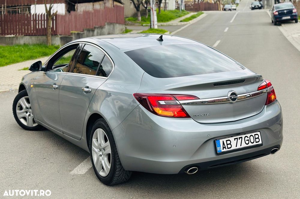 Opel Insignia 2.0 CDTi ECOTEC 4X4 Sport Aut. - 4
