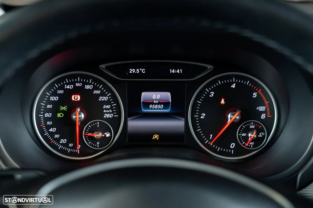 Mercedes-Benz B 180 d Style - 12