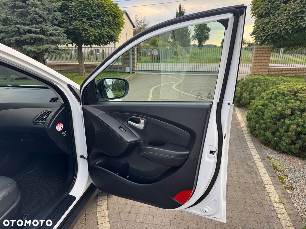 Hyundai ix35 2.0 CRDi 4WD Automatik Premium - 29