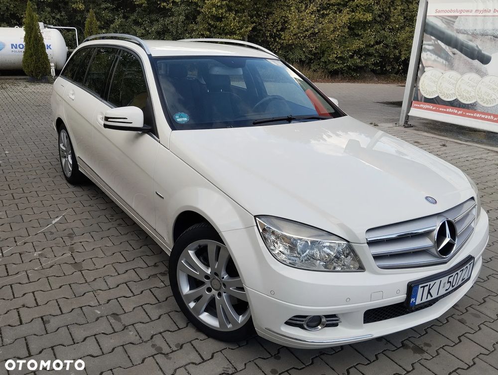 Mercedes-Benz Klasa C 180 T Kompressor BlueEFFICIENCY Avantgarde - 2
