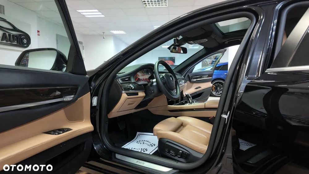 BMW Seria 7 730d xDrive - 22