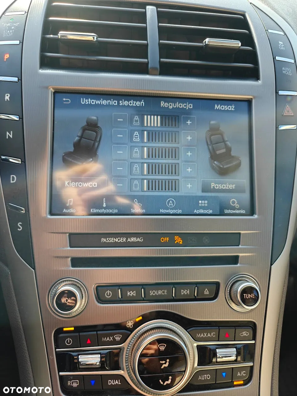 Lincoln MKZ - 13