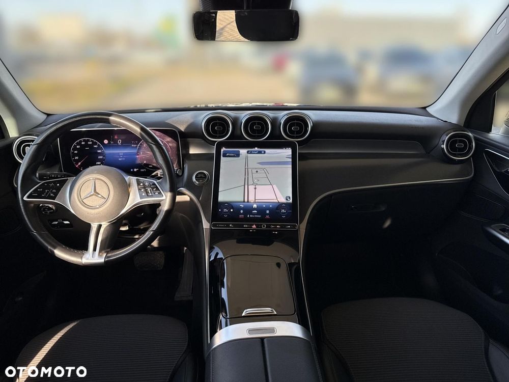 Mercedes-Benz GLC - 16