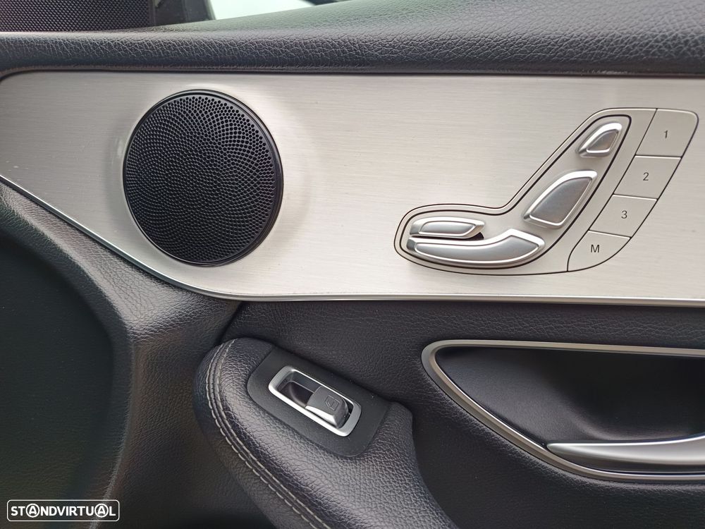 Mercedes-Benz GLC 250 d Off-Road 4-Matic - 24