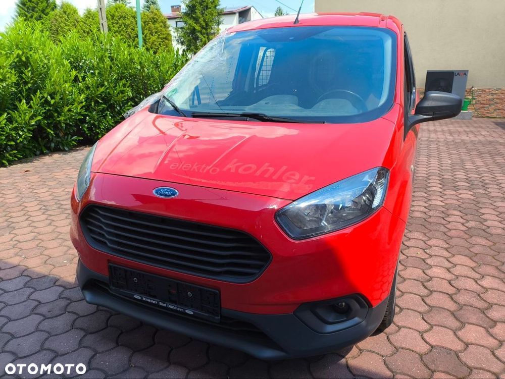 Ford Transit Courier - 5