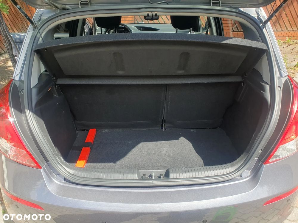 Hyundai i20 1.25 Classic + - 12
