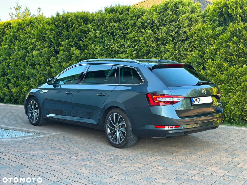 Skoda Superb 2.0 TDI L&K DSG - 9