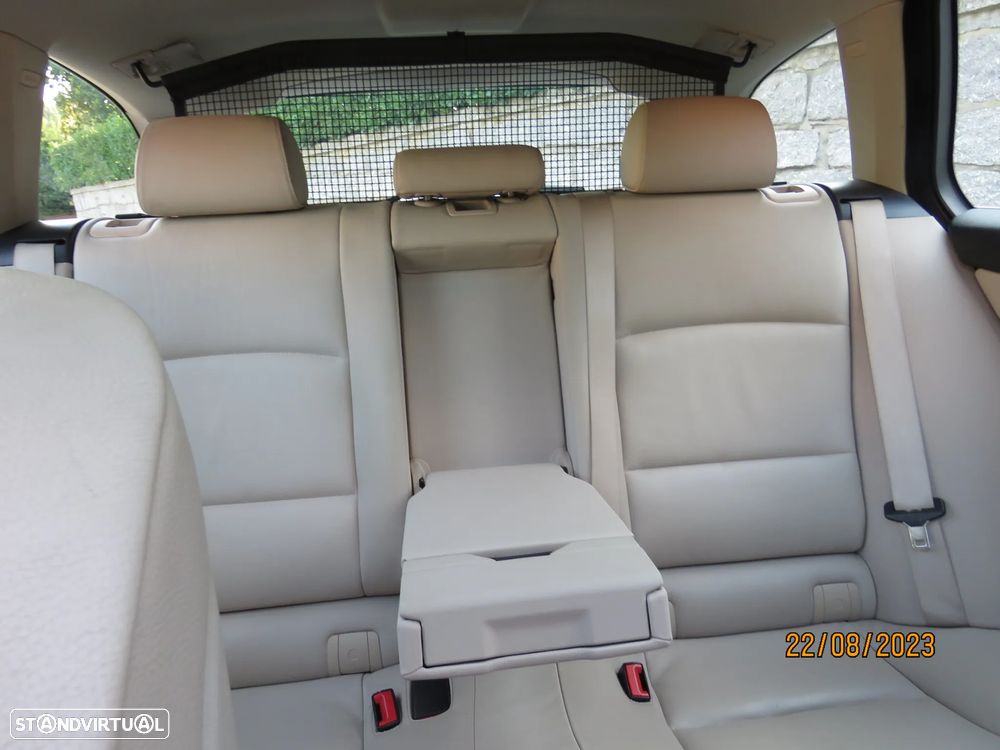 BMW 520 d Auto - 14