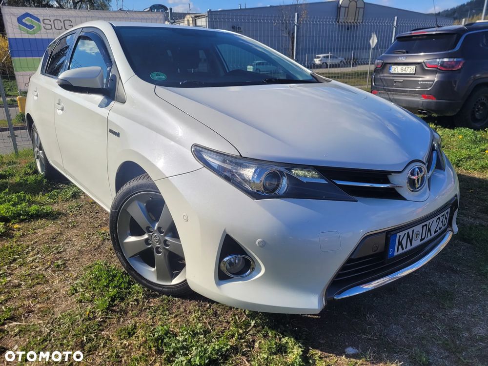 Toyota Auris 1.8 HSD Luna - 6