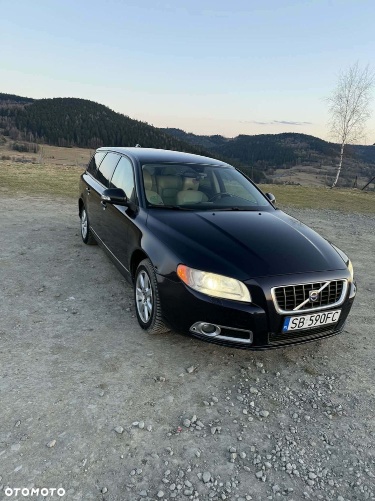 Volvo V70 D5 Momentum - 2