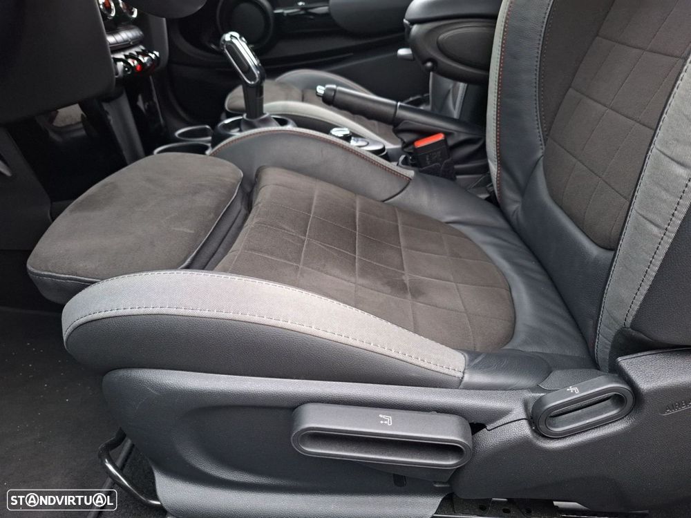 MINI Cabrio Cooper Premium Extra JCW Auto - 15