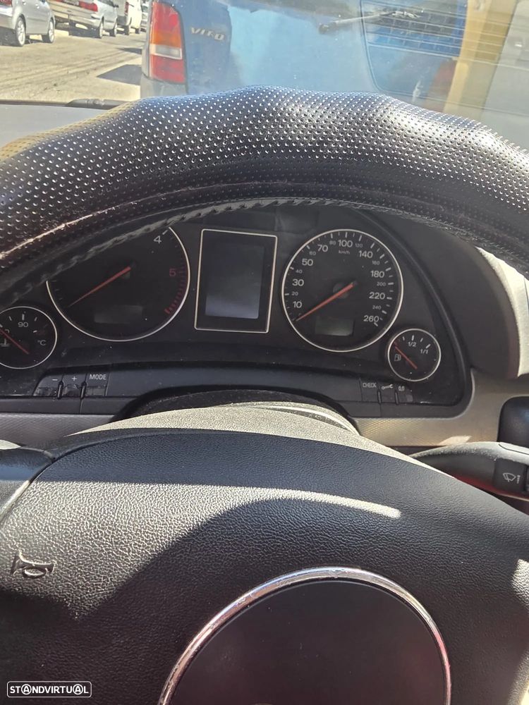 Audi A4 1.9 TDI - 6