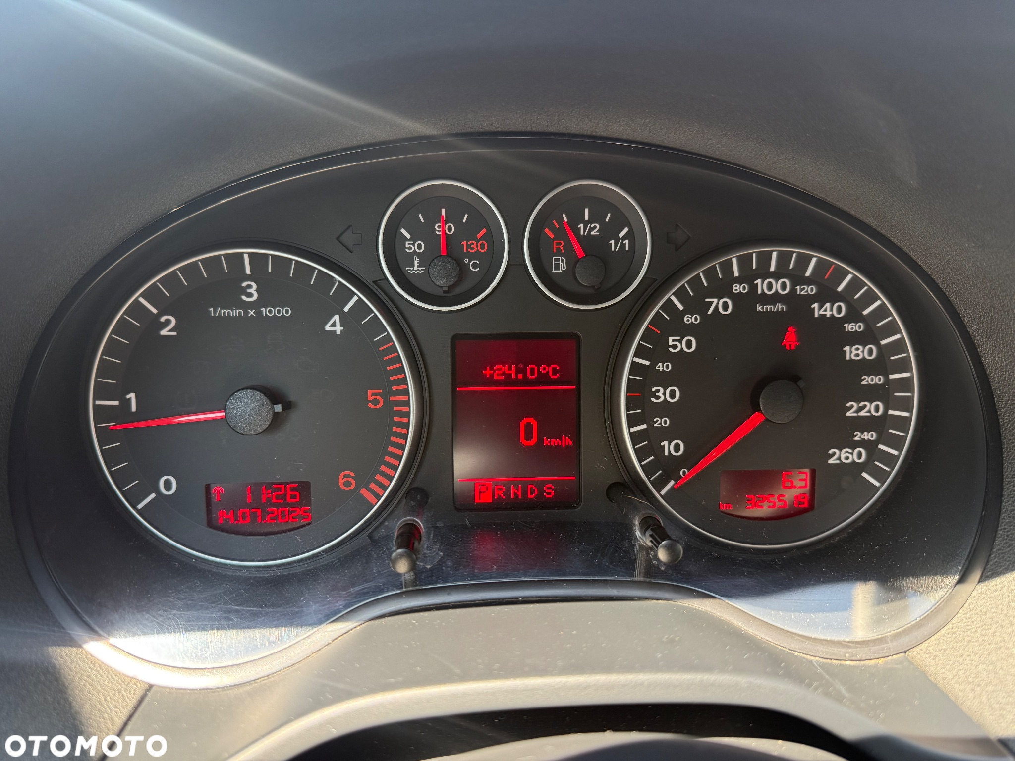 Audi A3 2.0 TDI DPF Ambition S tronic - 14